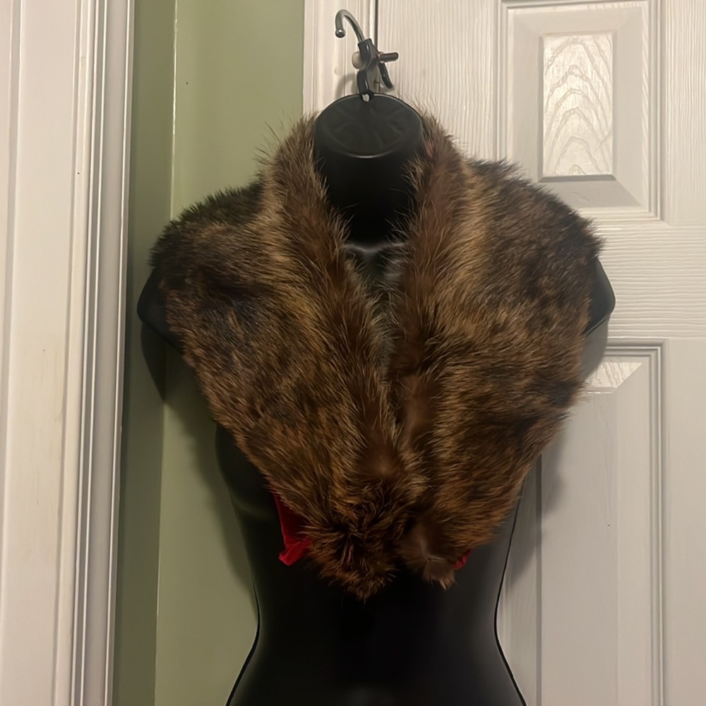 Vintage fur collar